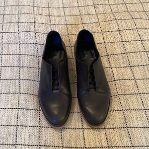 KELSI DAGGER Brooklyn Blue Oxford